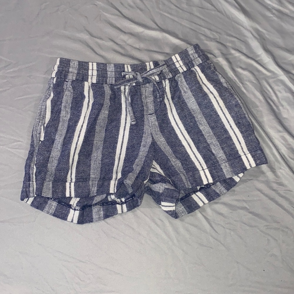 Xs old navy shorts